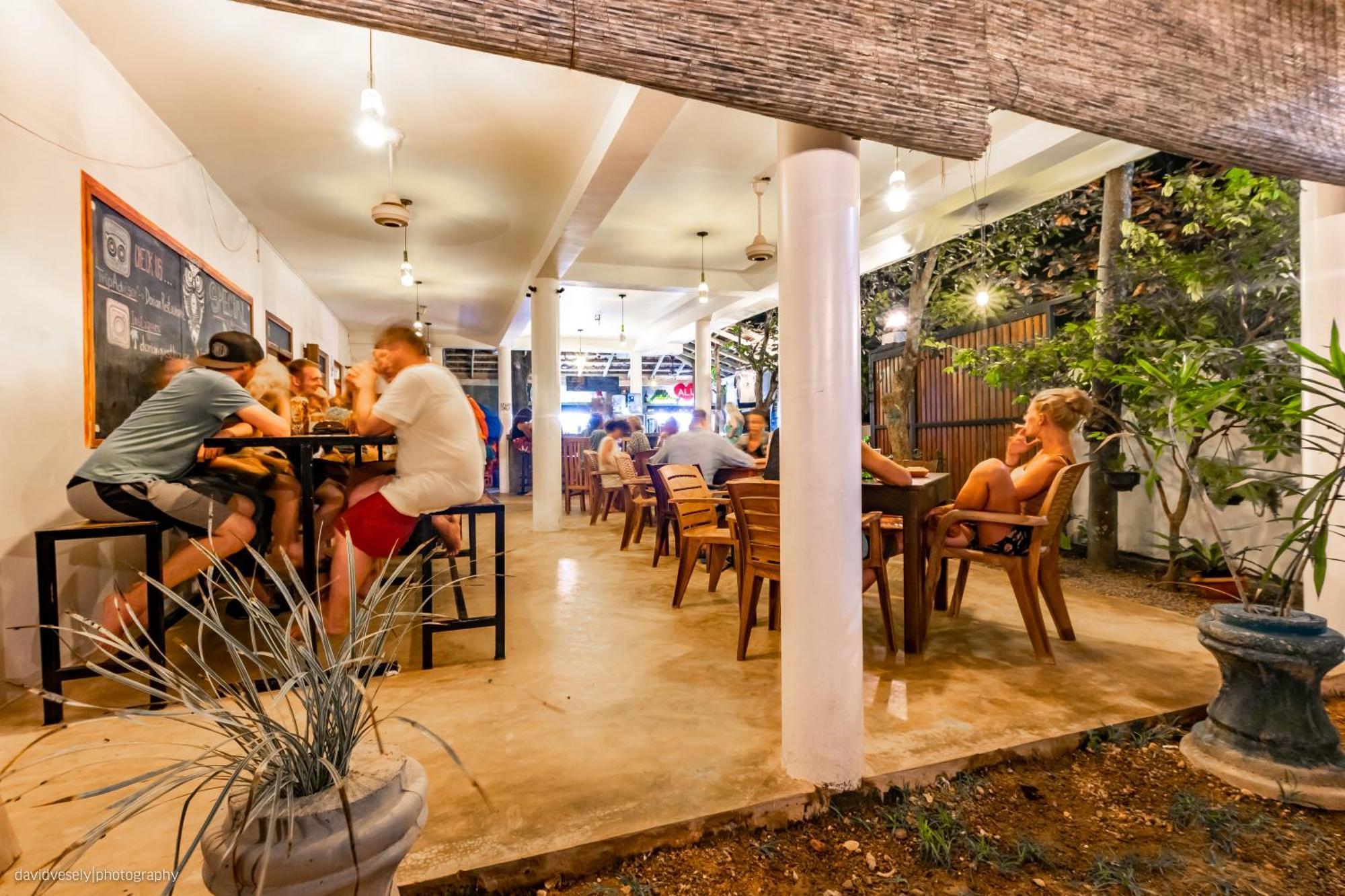 Dorian Guest House And Restaurant Weligama Esterno foto