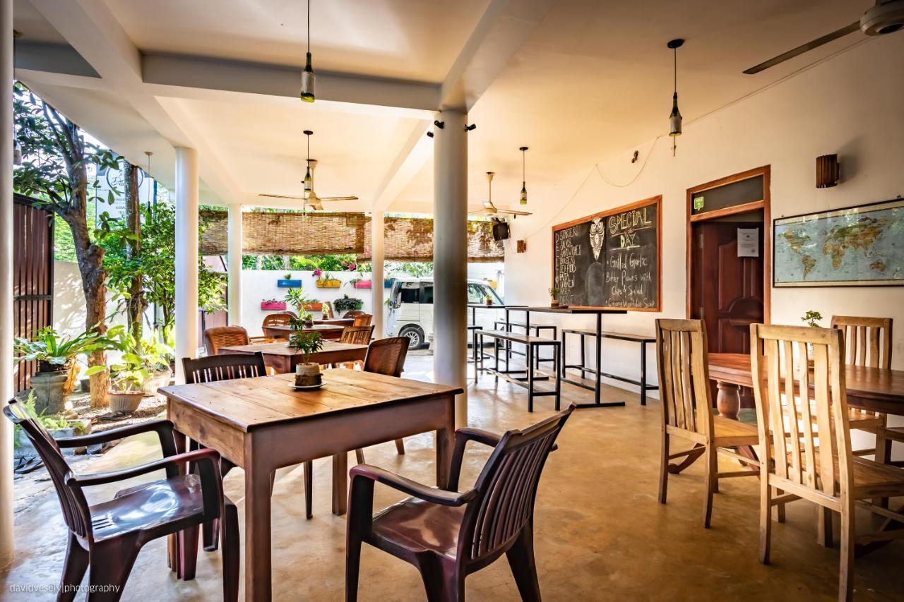 Dorian Guest House And Restaurant Weligama Esterno foto