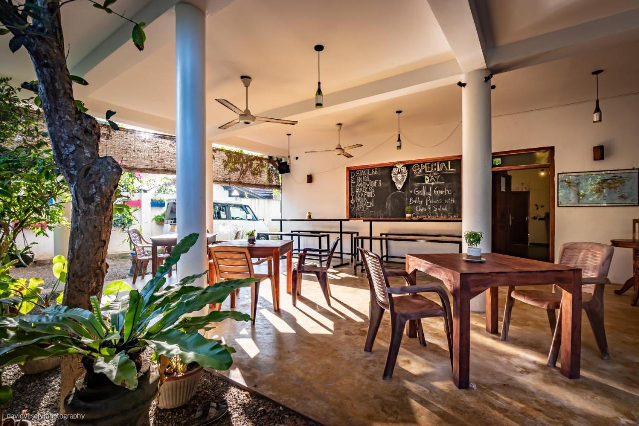 Dorian Guest House And Restaurant Weligama Esterno foto