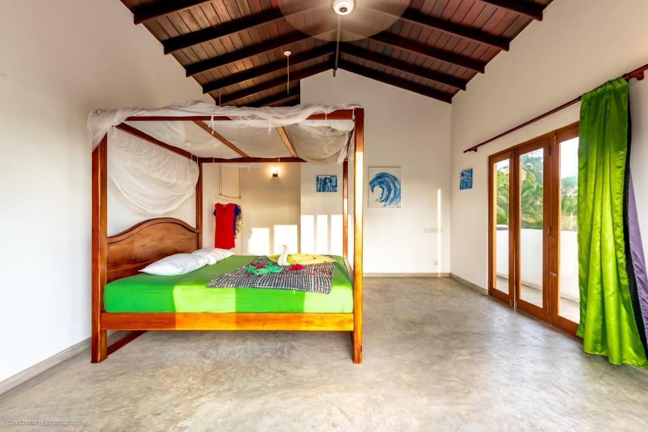 Dorian Guest House And Restaurant Weligama Esterno foto